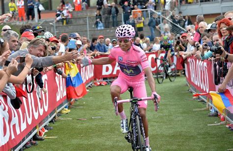 Marco canola won the day for italy and there was no movement between general classifcation contenders. El Giro de Italia comenzará en 2015 en la Riviera