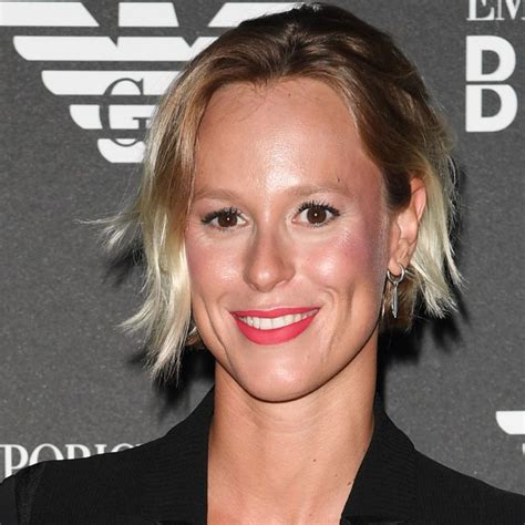 Born 5 august 1988) is an italian swimmer. Tagli di capelli per donne trentenni : Album di foto ...