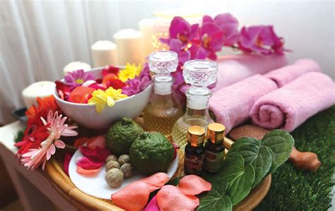 Tangas tradisional melibatkan bahan yang agak sukar didapati seperti menggunakan tikar pandan, periuk. Semua wanita elok bertangas | Harian Metro