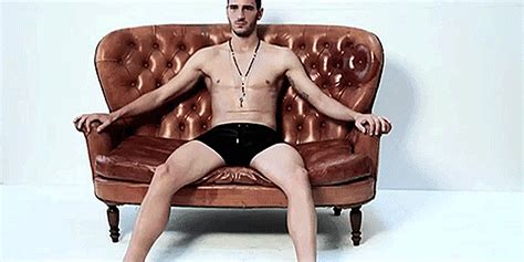 After beginning his career with inter in 2005. Deuses Perfeitos: ATLETAS SEXYS: LEONARDO BONUCCI, O ...