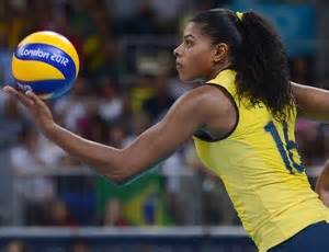 Fernanda garay rodrigues is a brazilian professional volleyball player who won the 2012 summer olympics gold medal with the brazil national. Fernanda Garay e Fabíola jogarão juntas na Rússia ...