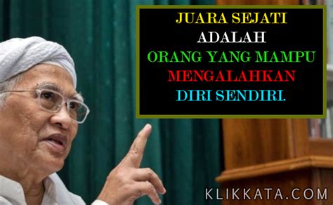 Jaka punya nih kata kata mutiara gus miftah yang bisa kalian kutip dan juga direnungkan. Kata Kata Gus Mus : Kumpulan Mutiara Bijak Mustofa Bisri ...