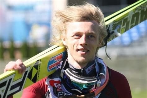 Born 12 march 1990) is a polish ski jumper. LPK w Kranju: Czy Dawid Kubacki powtórzy swój triumf? (lista startowa) - Skijumping.pl