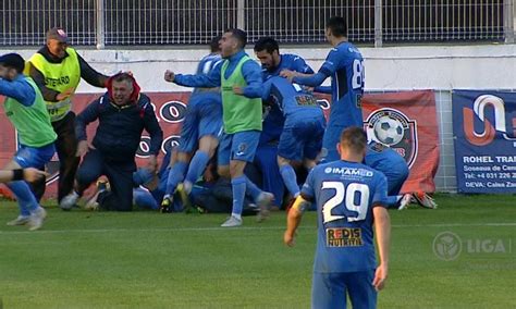 Fotbal club academica clinceni romania. Craiova - Academica Clinceni - Tur - Retur - Un meci pe ...