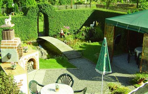 Vanessa hudgens oben ohne im garten erwischt? Sommer im Garten