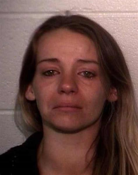 Watch videos, rate and checkout nicole graves pornstar profile. Bogan Mom Is Arrested For Allowing Her 10-Year-old Son To ...