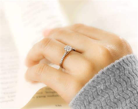 Gudang lagu 10 months ago. 7 Model Cincin Wanita yang Elegan - parasayu.net