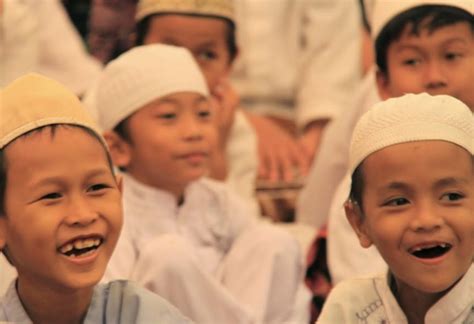 Anak lelaki dan perampuan.anak kematian ibu dan bapa Sebaik-baik Rumah, yang Ada Anak Yatim Dimuliakan ...