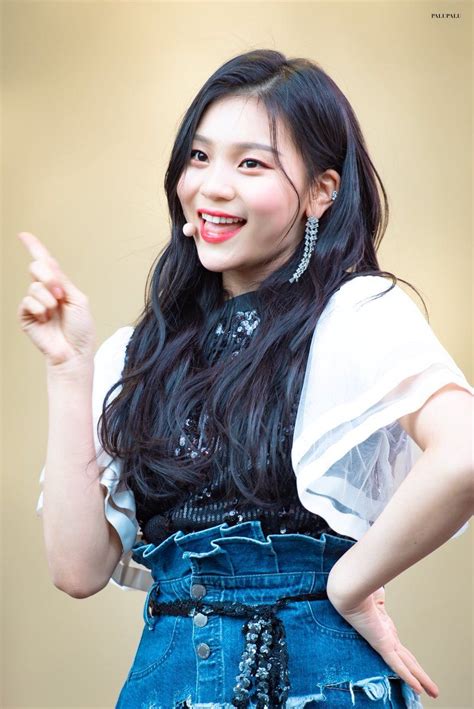 By era active all season of glass flower bud snowflake lol the awakening parallel rainbow time for the moon night sunny summer time for us fever season 回:labyrinth 回:song of the sirens 回:walpurgis night Umji | © PALUPALU ∅⡱ | #Umji #GFRIEND #엄지 #여자친구 | Kembar ...