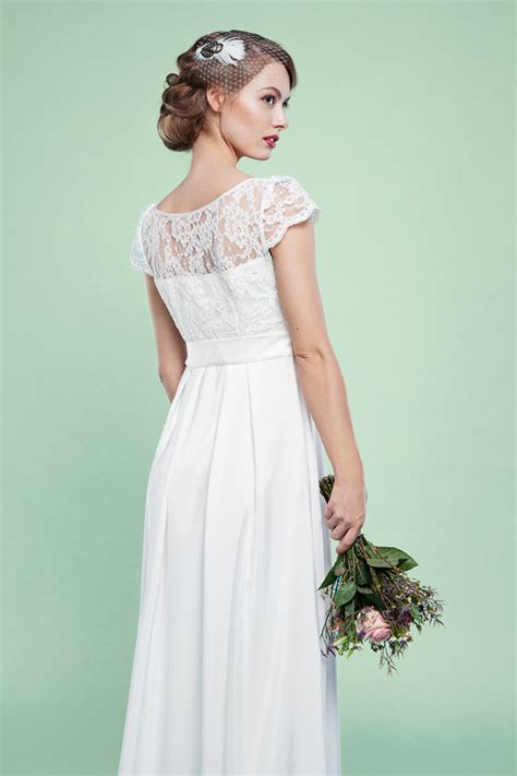 Maybe you would like to learn more about one of these? Vintage Brautkleider 2016 | Friedatheres.com