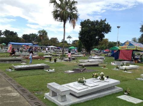 The philippines' first & largest memorial park developer. Some Pinoys spent the night at Holy Cross Manila Memorial ...