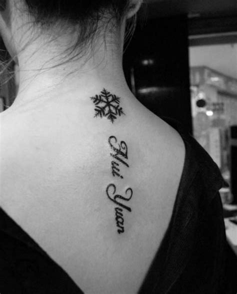 Cùng xem thêm một số mẫu hình xăm khác tại tattoo gà đang thịnh hành hiện nay nhé. Những hình xăm bông tuyết đẹp - Blog Hình Xăm Đẹp