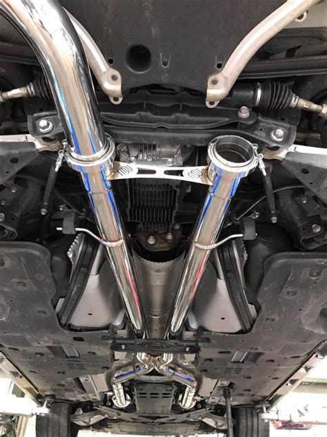 To make someone extremely tired: lexus RCF custom straight pipe exhaust