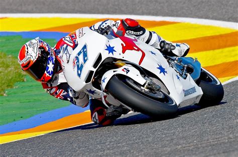 Juga tersedia dalam 2 pilihan warna di indonesia. Gambar Motor Gp Stoner | Geloragp