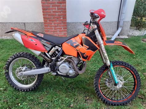 Questo ktm 2005 è prodotto in austria con un msrp di $ 7,298. KTM 450 exc 450 cm3, 2005 god.