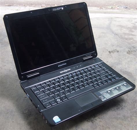 Tabel harga baterai laptop original acer. Jual Laptop Bekas Acer Emachine D725 | Jual Beli Laptop ...