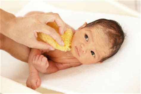 Our nightly baby bath routine! 6 tips for bathing your newborn - Today's Parent