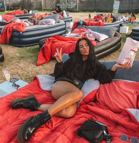 Alur cerita film korea secret in bed with my boss 2020 | dapat jatah dari istri boss ku. Catch An Outdoor Movie Without Ever Having To Leave Bed This Summer - Secret Los Angeles