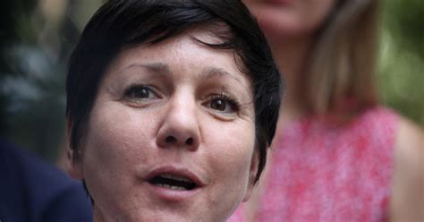 Yo no soy nadie para hacerte reproches, pero son cientos de miles de nadie, millones de nadie que. Carabineros: Javiera Parada le recuerda a Harboe su paso ...