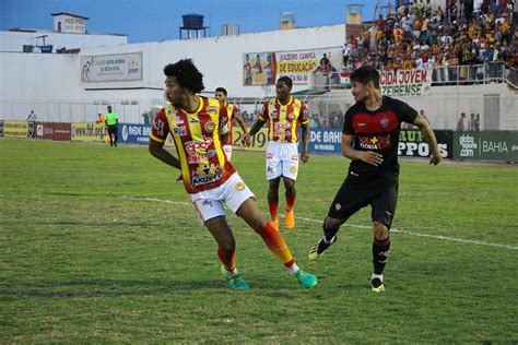 As últimas do(a) juazeirense na goal.com, incluindo notícias sobre mercado da bola, rumores, resultados, placares e entrevistas com jogadores. Vitória empata com a Juazeirense e assume liderança do Baiano