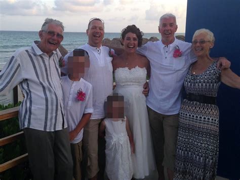 Movies with cheating wives and girlfriends! Love rat bigamist jetted to Mexico to marry his second ...