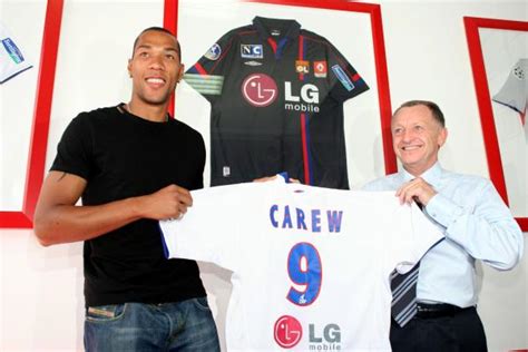 The compact squad overview with all players and data in the season 06/07. Photographes en Rhône-Alpes::[John Carew, nouvelle recrue ...