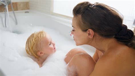 Roseola is a contagious disease. 13 Struggles Every Mom Who Co-Bathes Knows All Too Well