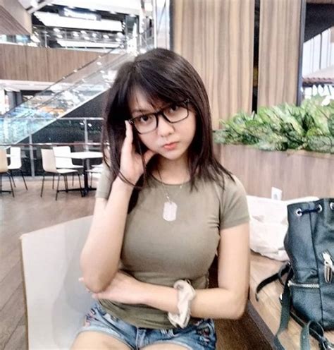 Limit my search to r/sarah_xxx. 10 Potret Sarah Viloid, Gamer Imut yang Bikin Hati Cowok Cenat-Cenut - Wow Menariknya