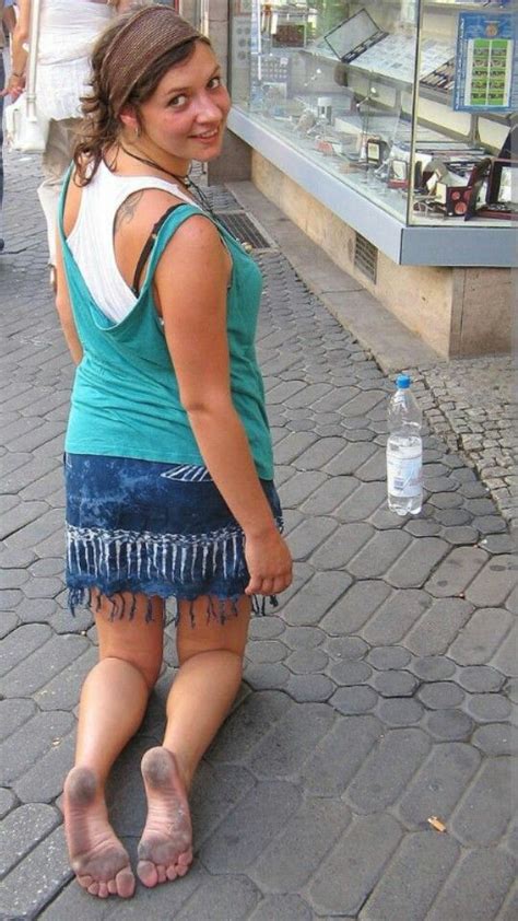 There are so many different people here that you will never get bored and find someone you really like. Pin on Barefoot