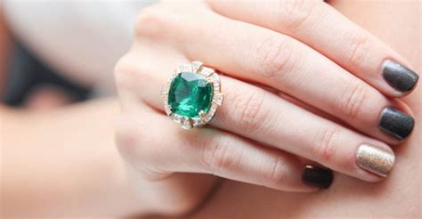 It is located 10 minutes away from the city of kuala lumpur. A Quick Way to Get Cheap Emerald Rings For Sale | Pouted