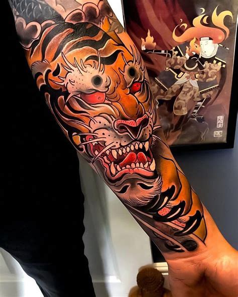 So the japanese tattoo is fairly considered the oldest style. japanese tattoos small #Japanesetattoos | Japanese tattoo ...