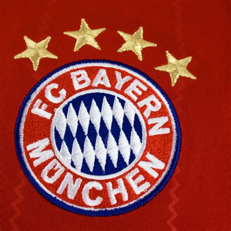 Welcome to the fc bayern store! Adidas - Bayern Monaco Maglia Ufficiale 2011-12 JUNIOR ...