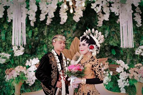 12 kumpulan kalimat liburan penuh makna dan menghibur. Ini Berbagai Jenis Pakaian Adat Jawa Tengah yang Penuh ...