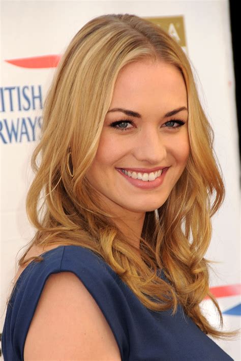 Yvonne strahovski news, gossip, photos of yvonne strahovski, biography, yvonne strahovski yvonne strahovski is a 38 year old australian actress. Yvonne Strahovski summary | Film Actresses