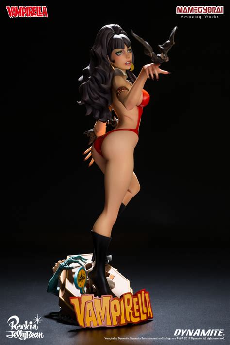 The installation of the app by means of the apk file requires the activation of the unknown sources option within settings>applications. Dynamite® Vampirella Rockin' Jelly Bean Mamegyorai Statue