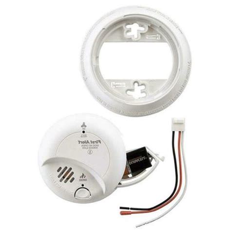 First alert sealed ionization 10 year smoke alarm is powered by lithium battery for a full 10 years of protection without having to change the batteries. First Alert BRK SC9120B Smoke & Carbon Monoxide