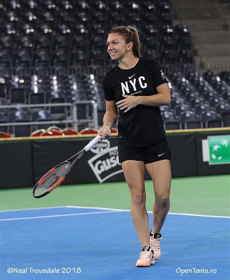 Halep makes pancakes, bouchard tries gymnastics. Simona Halep Sexy The Fappening (9 Photos) | #The Fappening