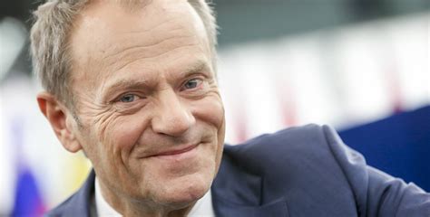 Donald franciszek tusk ˈdɔnalt franˈʨiʃɛk ˈtusk anhören? Tusk: slobodu i vladavinu prava ne smijemo prepustiti ...