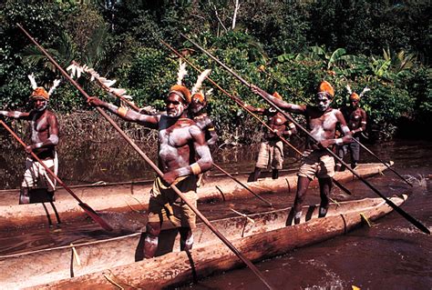 Suku asmat dan suku dani berasal dari daerah. Seni Patung dan Ukir di Papua - PARIWISATA INDONESIA