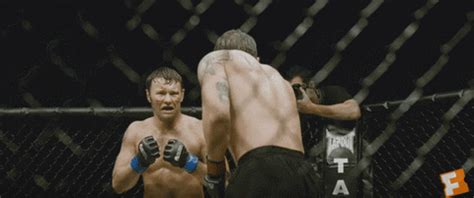 Film có tom hardy đóng, những màn choảng nhau nghẹt thở. Can Saala Khadoos last 12 rounds with these Hollywood ...