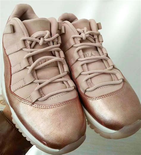 Jun 17, 2021 · dressed in a white, sail, metallic gold, and barely rose color scheme. air jordan 11 low retro rose gold 4 - WearTesters