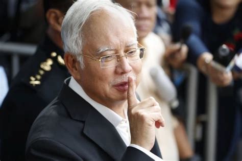 Ce dernier est marié depuis 2015 à nooryana najwa, fille de najib razak, premier ministre de malaisie de 2009 à 2018 80. Najib Razak Funny Face : Where Bn Went Wrong Out Of Touch ...