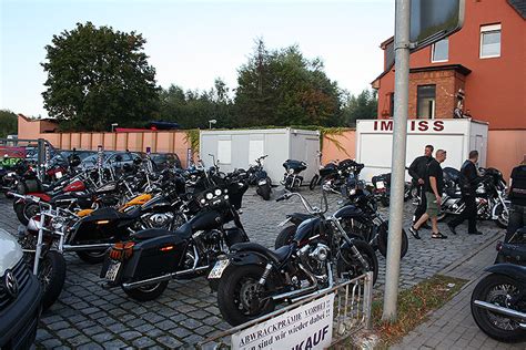 Dieser film soll ein kleiner einblick in die welt des broncos mc sein. STORMBRINGER MC Rostock