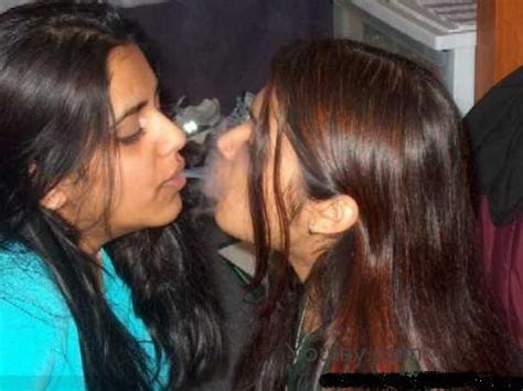 How do we know they're the hottest? Indian college Girls: Smoking Girls