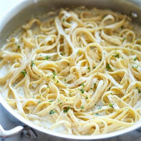 The magic of pasta is that you can throw together a meal in just a matter of minutes that still manages to have layers of delicious flavor. One Pot Garlic Parmesan Pasta with Olive Oil, Garlic ...