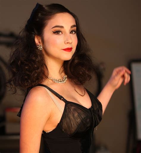 Large collection of pictures, which are conveniently divided into categories to help you find. Molly Ephraim Hot Photos & Unseen Bikini Wallpaper Hd Pics ...