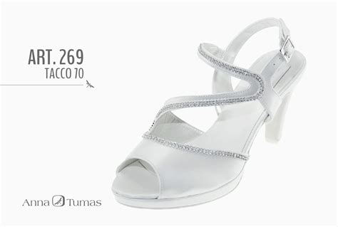 Le scarpe modello slingback sono un must per la primavera: Scarpe modello Chanel - Abiti da sposa Roma - Anna Tumas