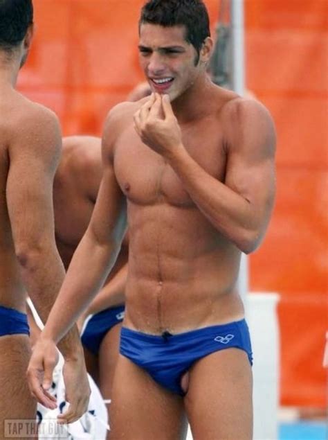 6:42 6 years ago 74% making swings. bulgespotter 👀©️ on Twitter: "Yummm beautiful swimmer with ...