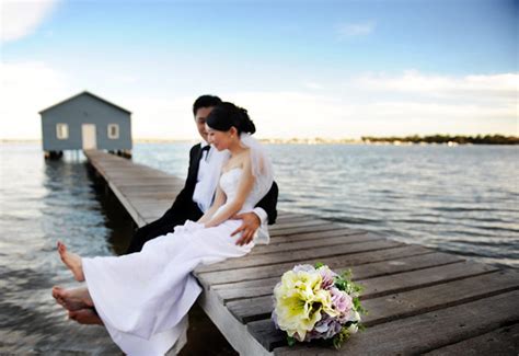 Dalam foto tersebut, franda terlihat sangat anggun dalam balutan gaun berwarna putih. foto prewedding | diianduduts