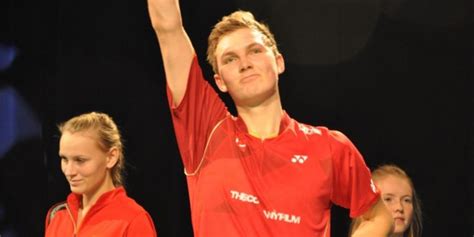 Viktor axelsen cuts a distinct figure among badminton's young stars. Brugerne: Viktor Axelsen forsvarer sin DM-titel ...